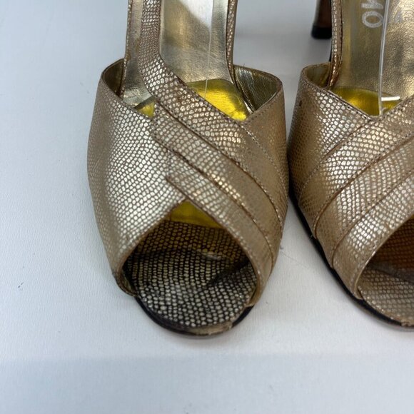 Salvatore Ferragamo Gold Peep Toe Sling Back Heels Size 8.5 Made In Italy - Picture 8 of 11